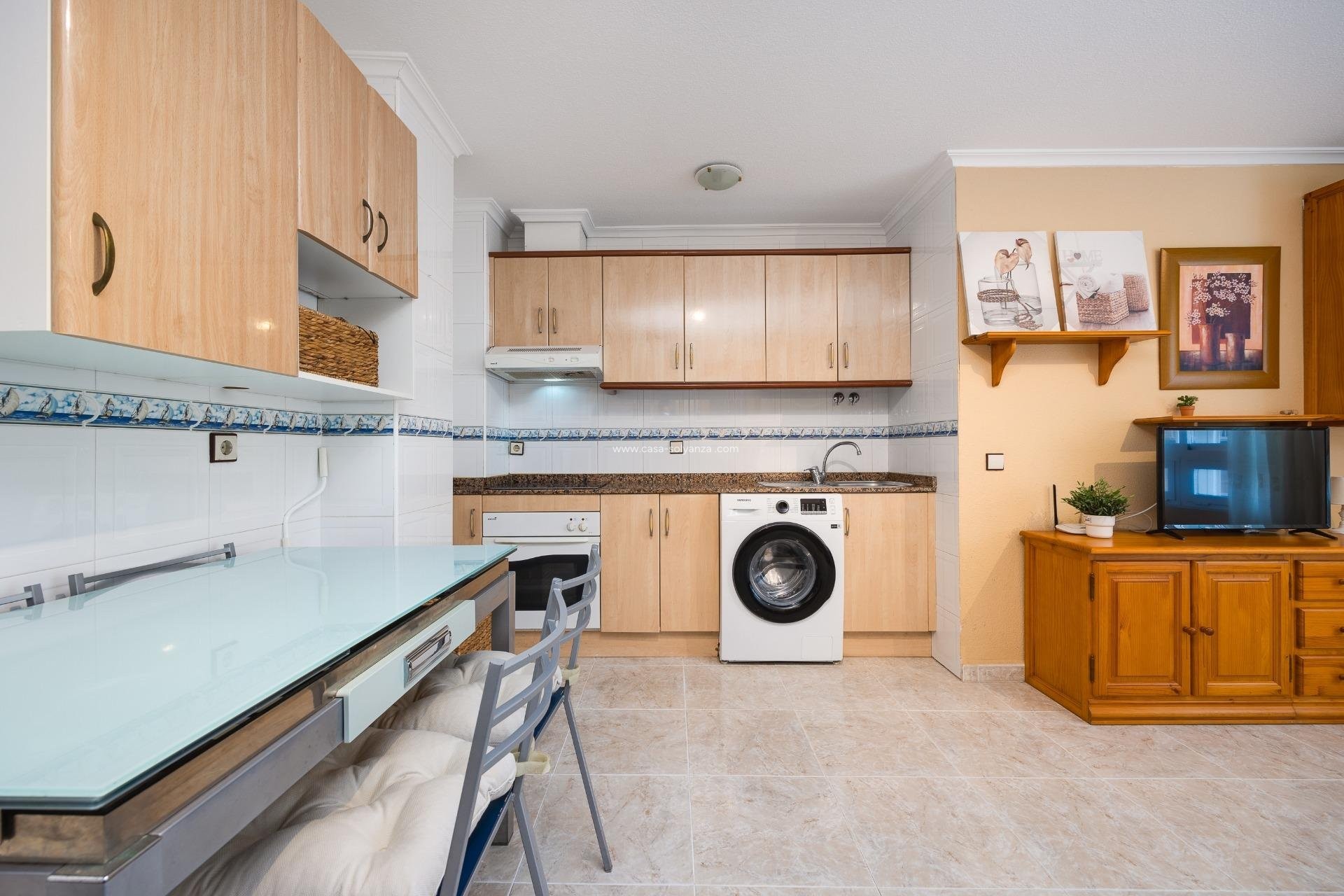 Herverkoop - Appartement / flat - Torrevieja - Center