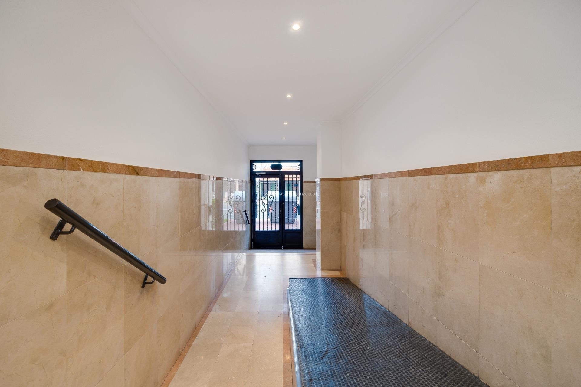 Herverkoop - Appartement / flat - Torrevieja - Center