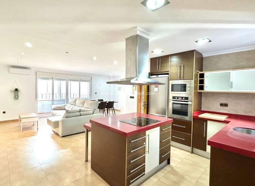 Herverkoop - Appartement / flat - Torrevieja - Center