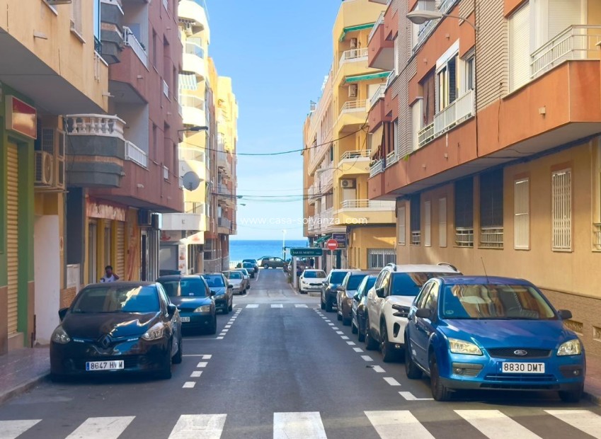 Herverkoop - Appartement / flat - Torrevieja - Center