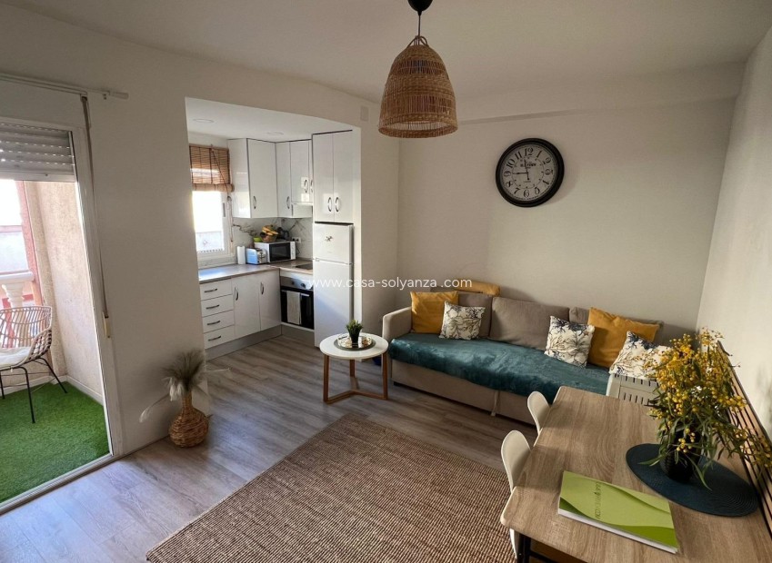 Herverkoop - Appartement / flat - Torrevieja - Center