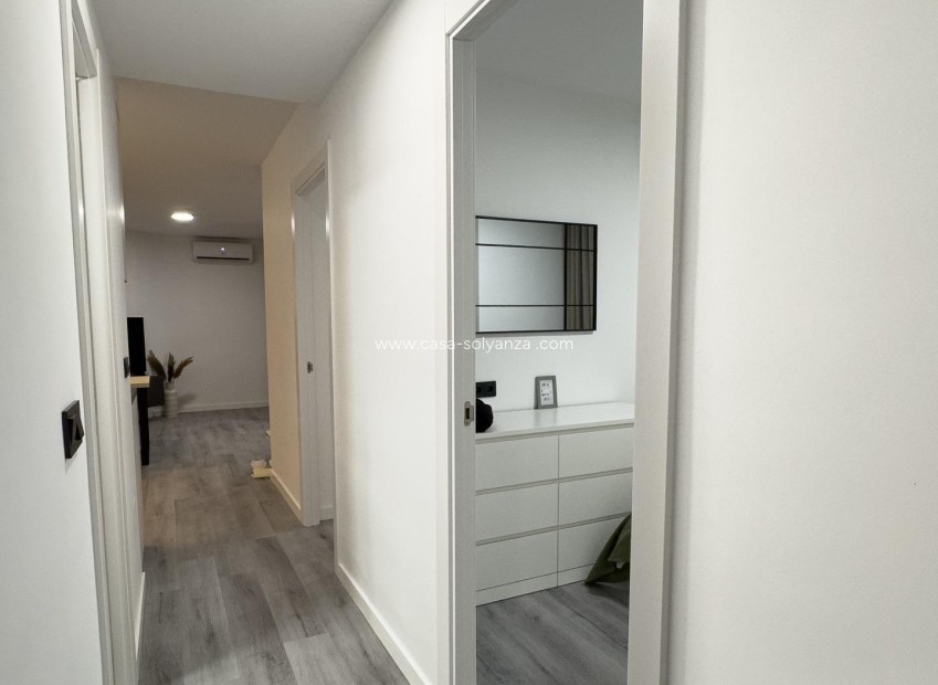 Herverkoop - Appartement / flat - Torrevieja - Center