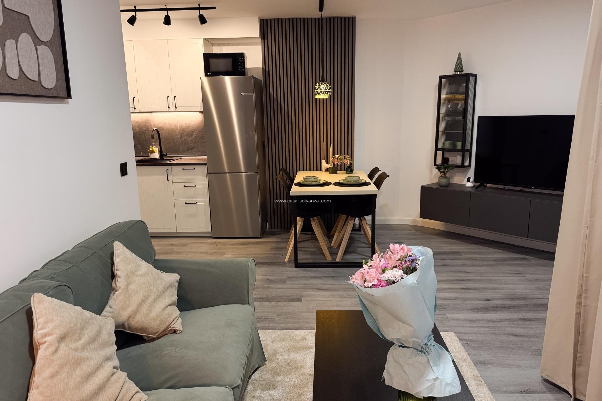Herverkoop - Appartement / flat - Torrevieja - Center
