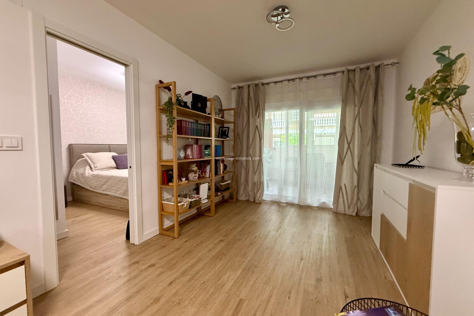 Herverkoop - Appartement / flat - Torrevieja - Center