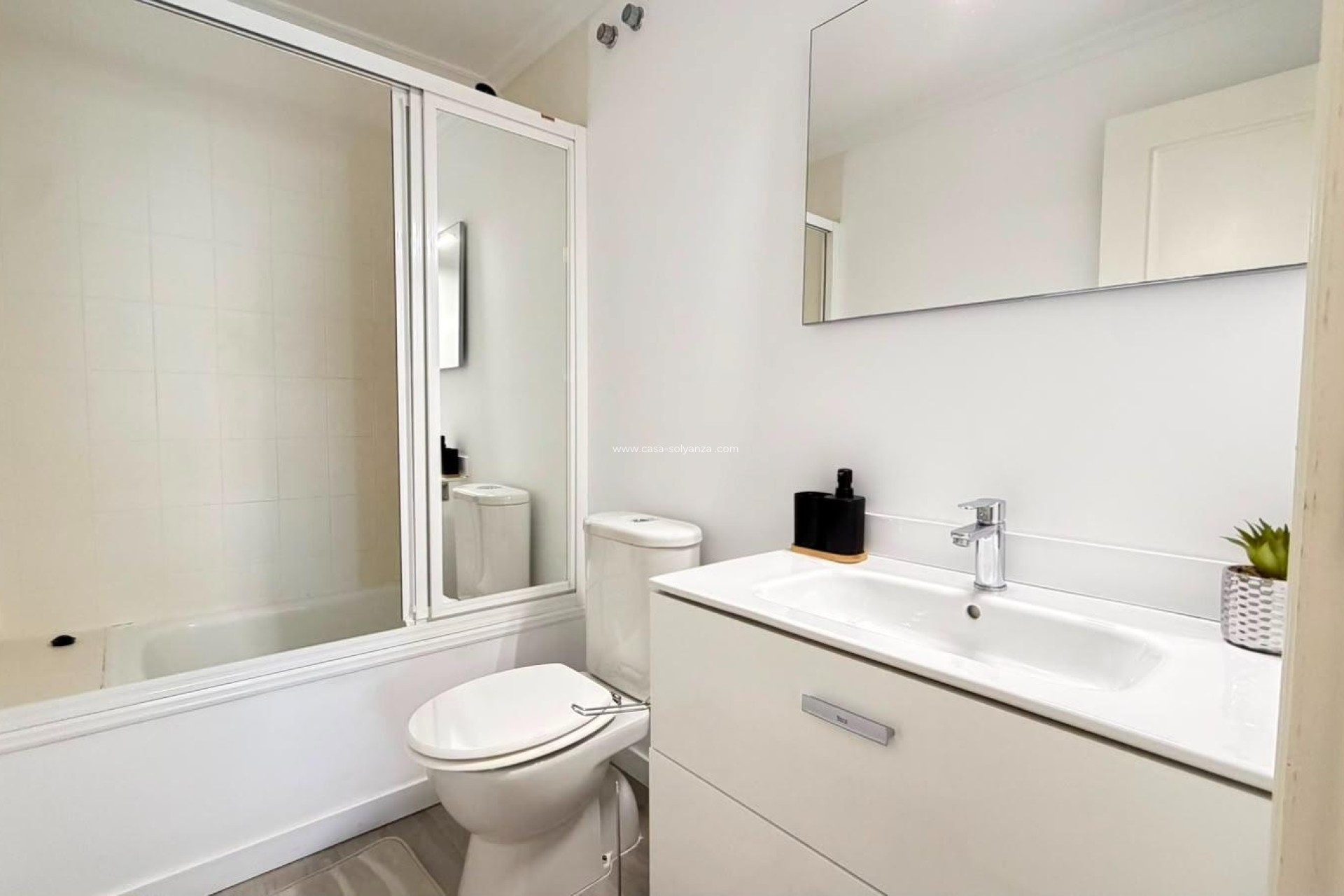 Herverkoop - Appartement / flat - Torrevieja - Centro - Muelle Pesquero