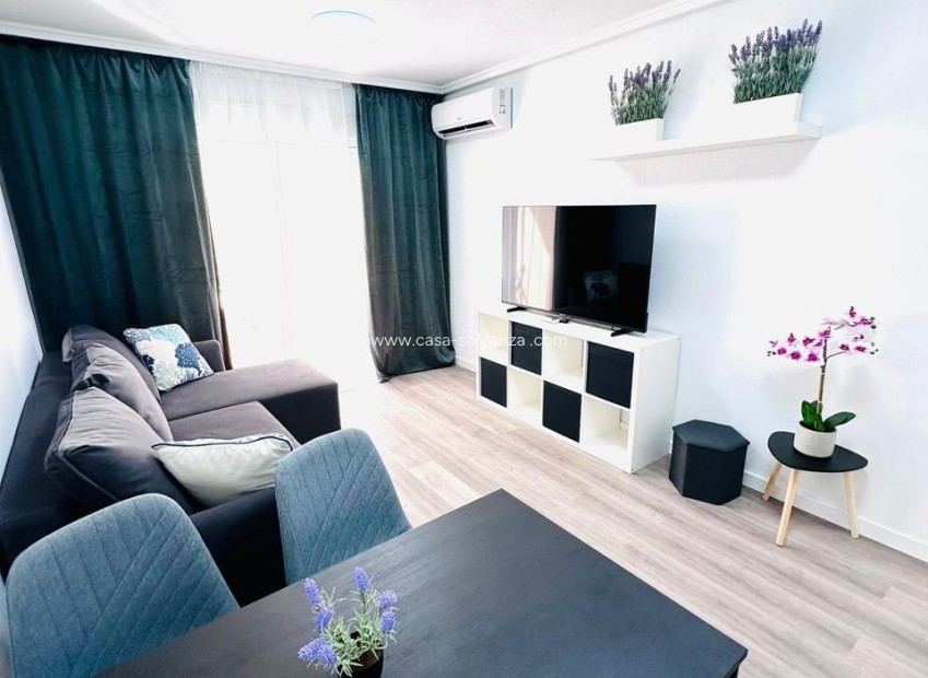 Herverkoop - Appartement / flat - Torrevieja - Centro - Muelle Pesquero