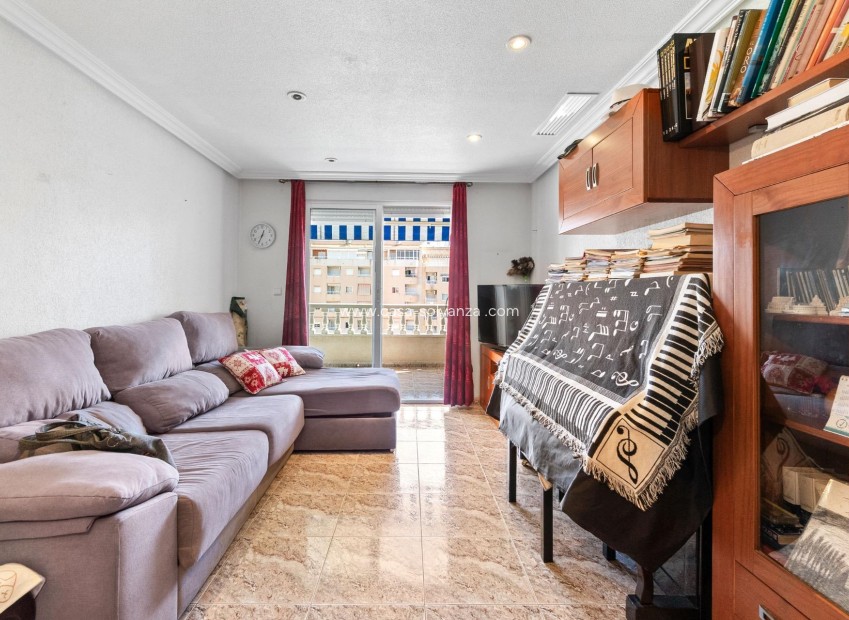 Herverkoop - Appartement / flat - Torrevieja - Centro