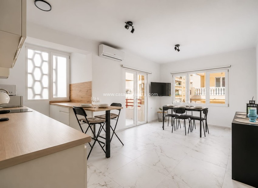 Herverkoop - Appartement / flat - Torrevieja - Costa Blanca