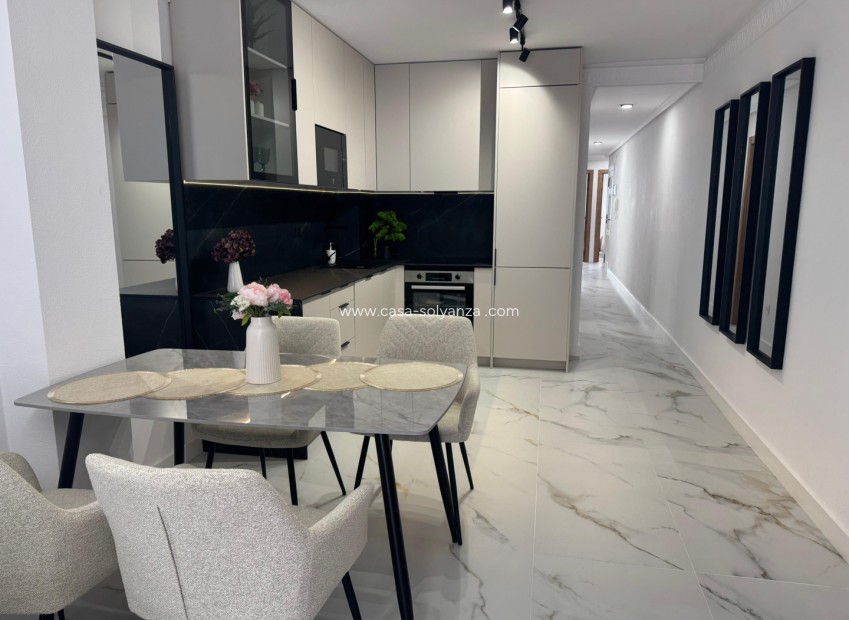 Herverkoop - Appartement / flat - Torrevieja - Costa Blanca