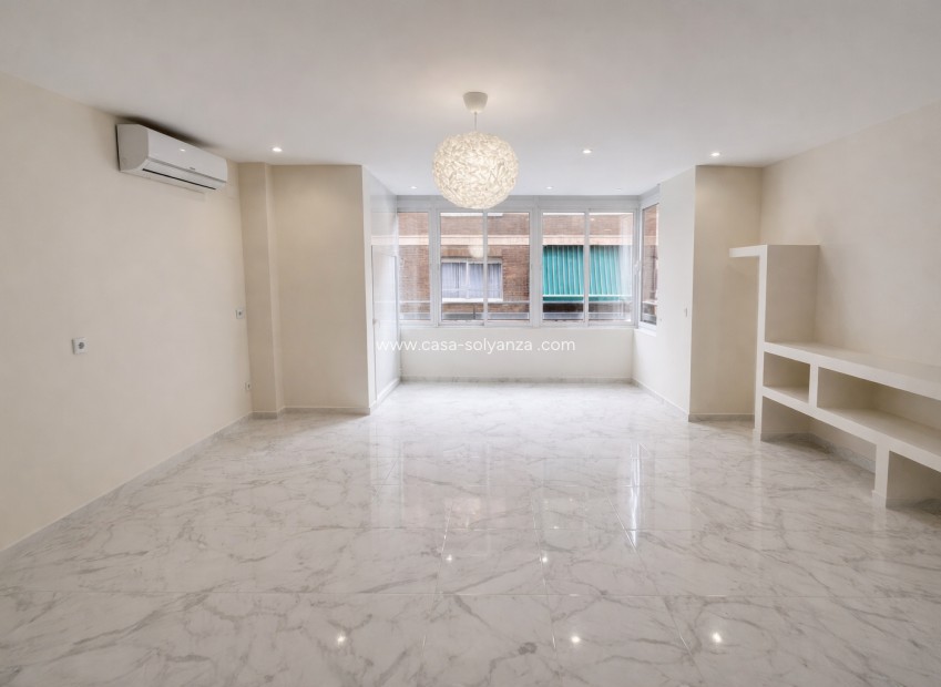 Herverkoop - Appartement / flat - Torrevieja - Costa Blanca