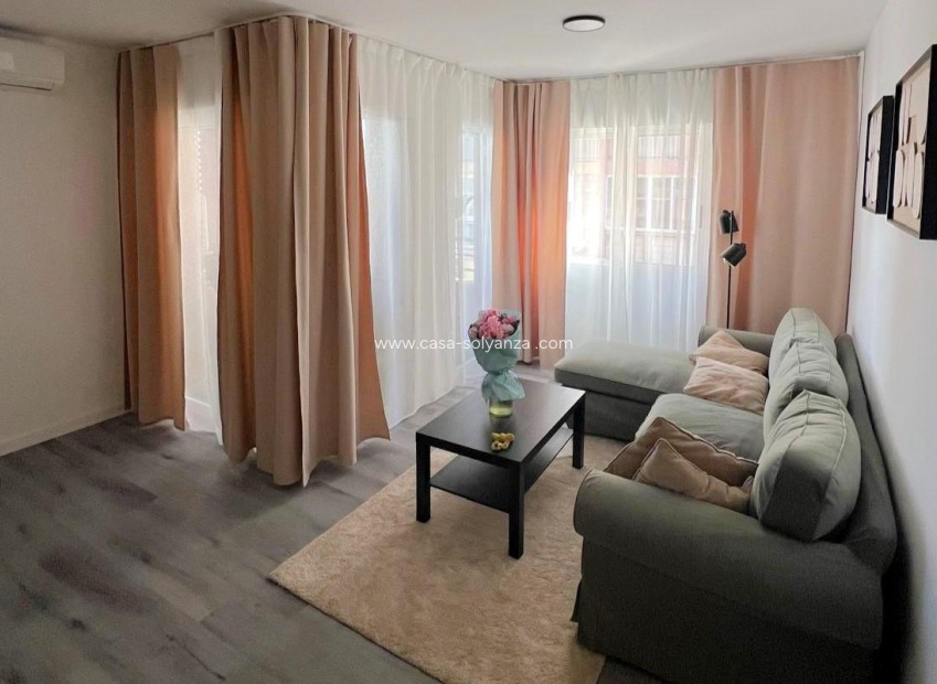 Herverkoop - Appartement / flat - Torrevieja - Curva Del Palangre