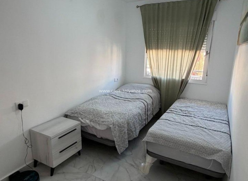 Herverkoop - Appartement / flat - Torrevieja - Curva Del Palangre