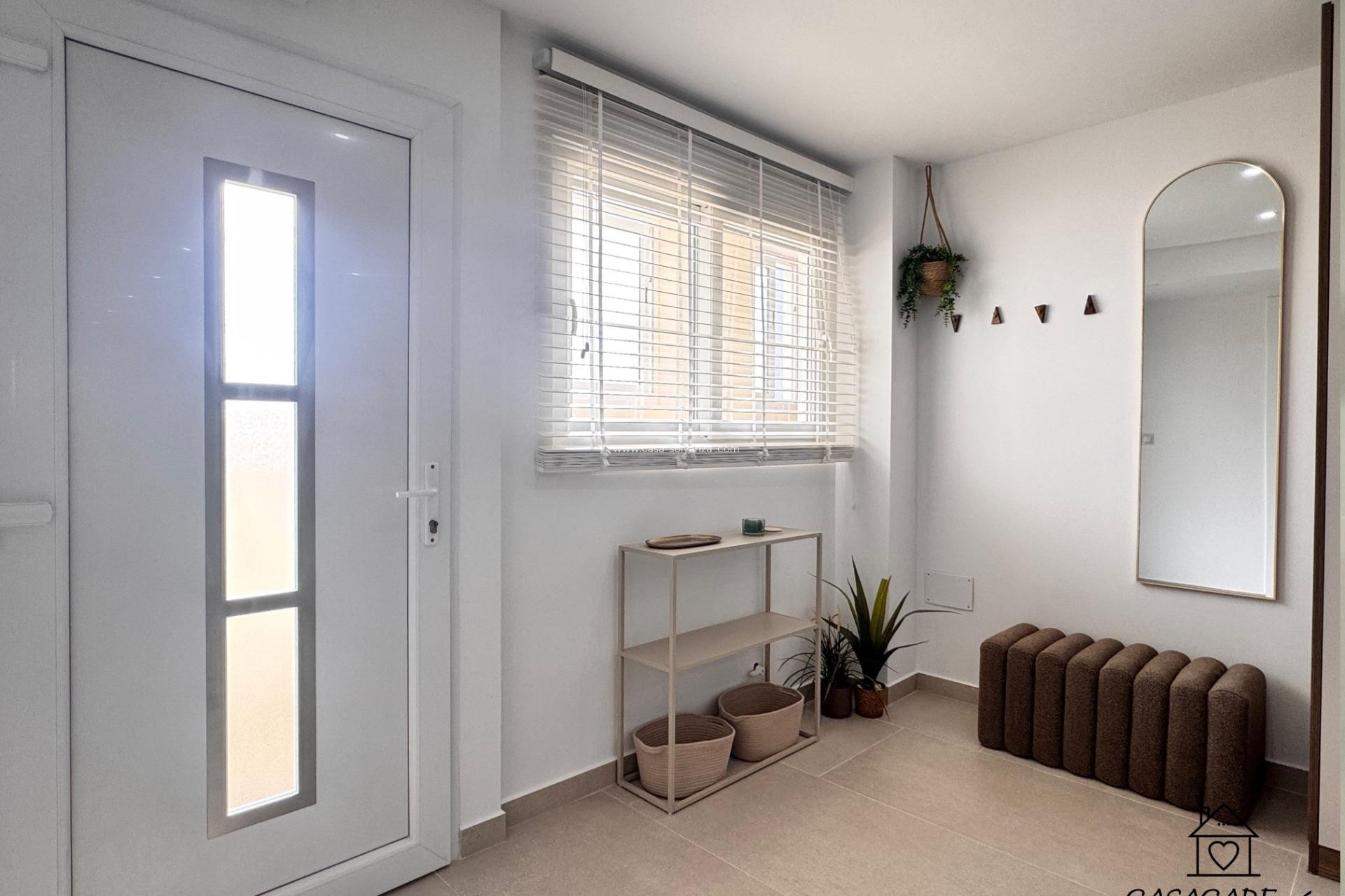 Herverkoop - Appartement / flat - Torrevieja - El Acequión - Los Náufragos