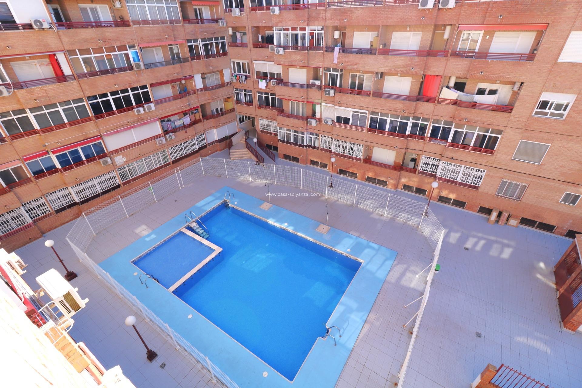 Herverkoop - Appartement / flat - Torrevieja - El Molino