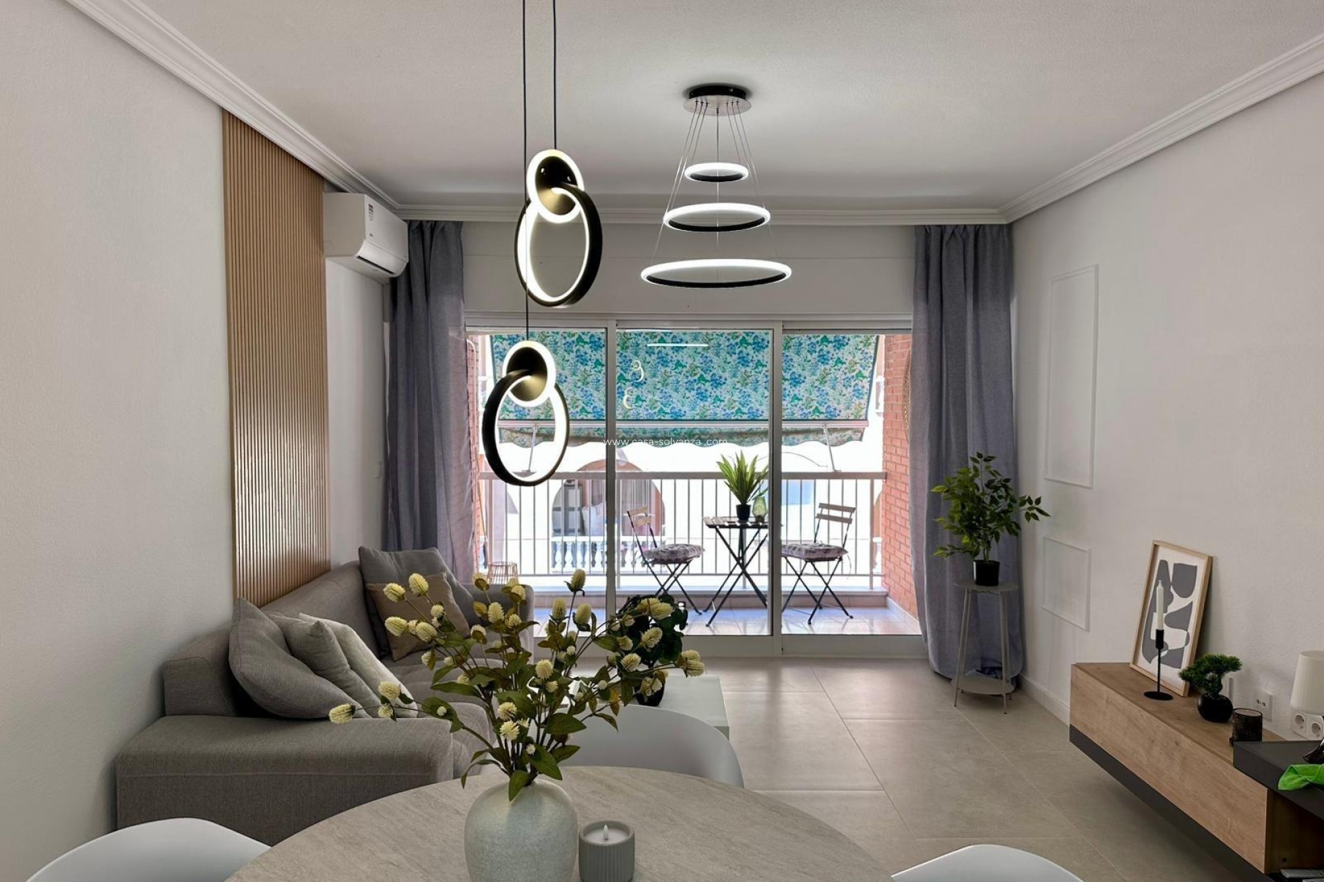 Herverkoop - Appartement / flat - Torrevieja - Estacion Autobuses