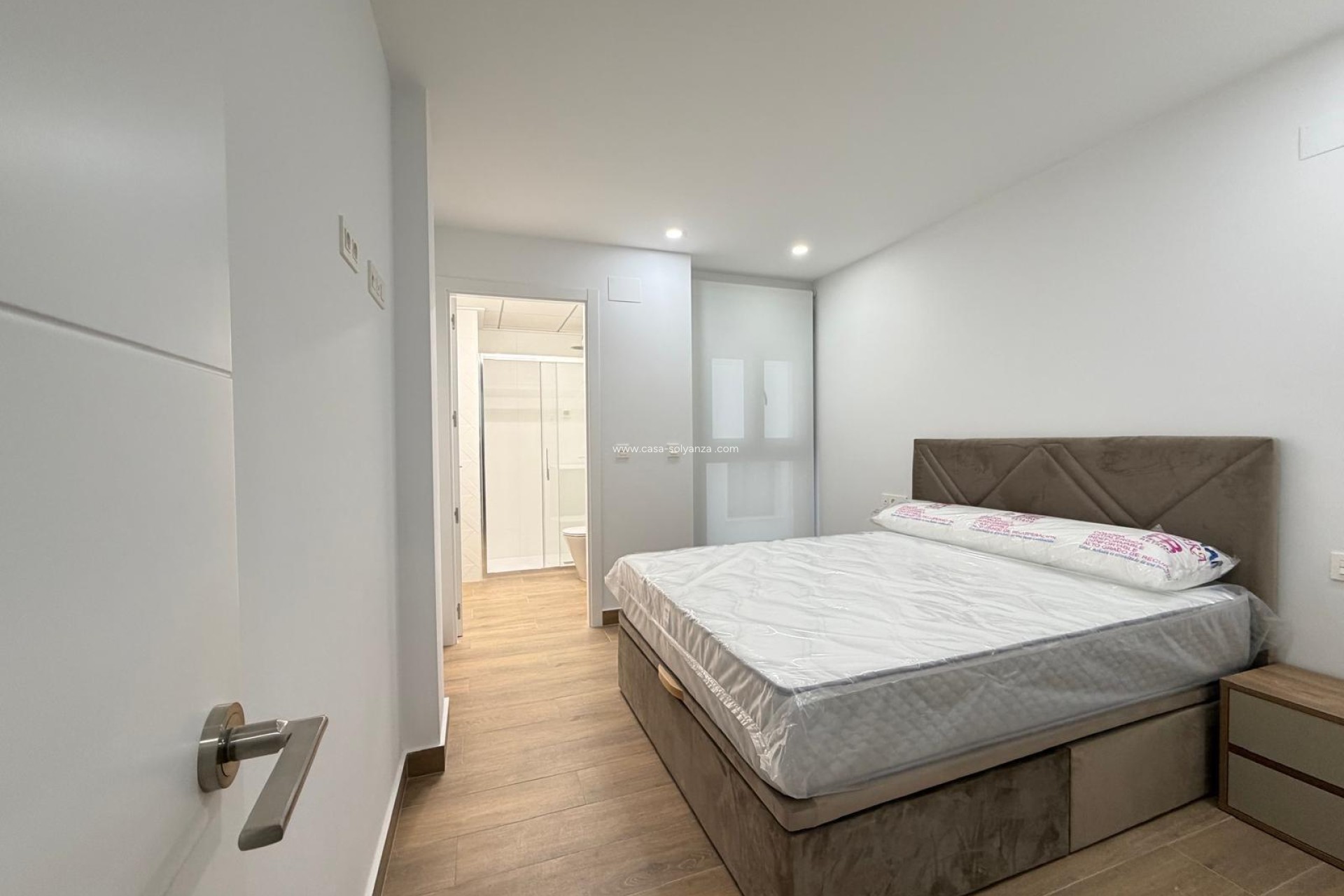 Herverkoop - Appartement / flat - Torrevieja - Estacion Autobuses