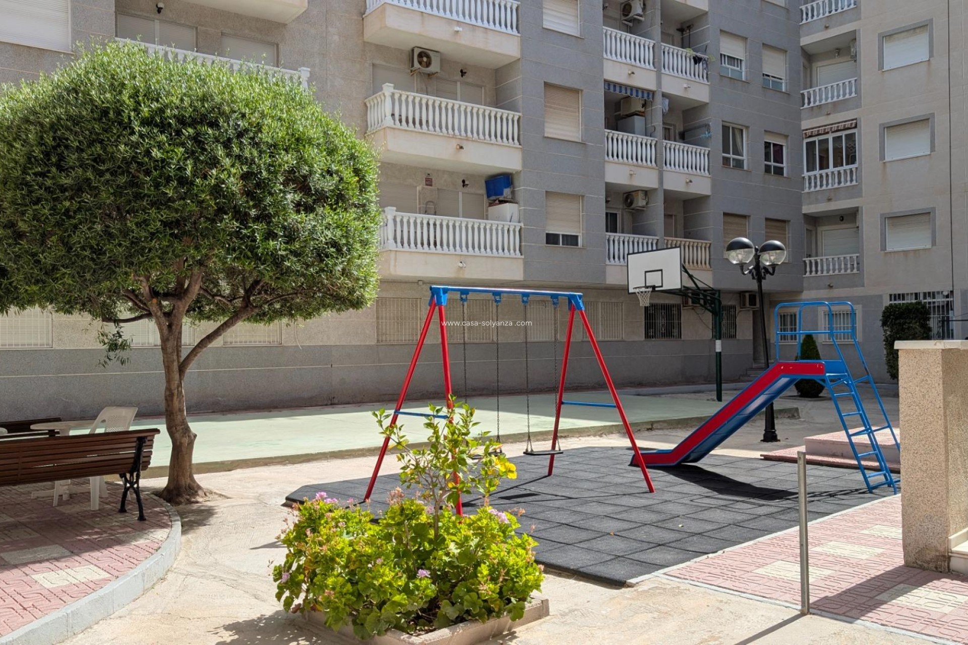 Herverkoop - Appartement / flat - Torrevieja - Estacion Autobuses