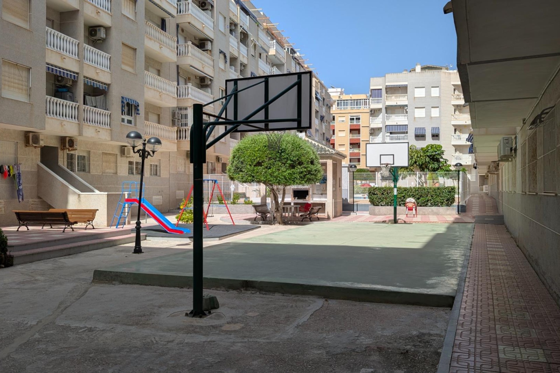 Herverkoop - Appartement / flat - Torrevieja - Estacion Autobuses
