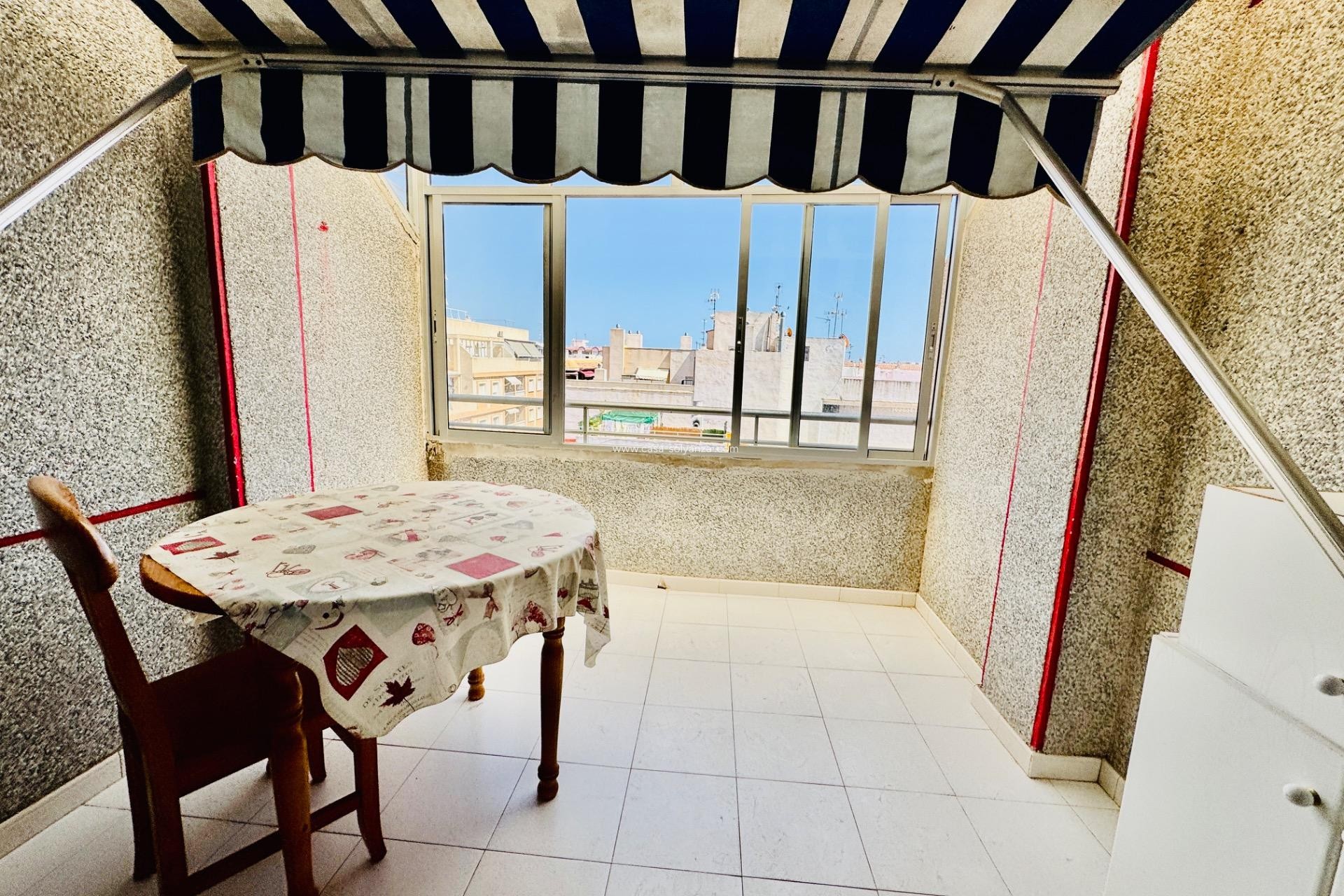 Herverkoop - Appartement / flat - Torrevieja - Estacion Autobuses