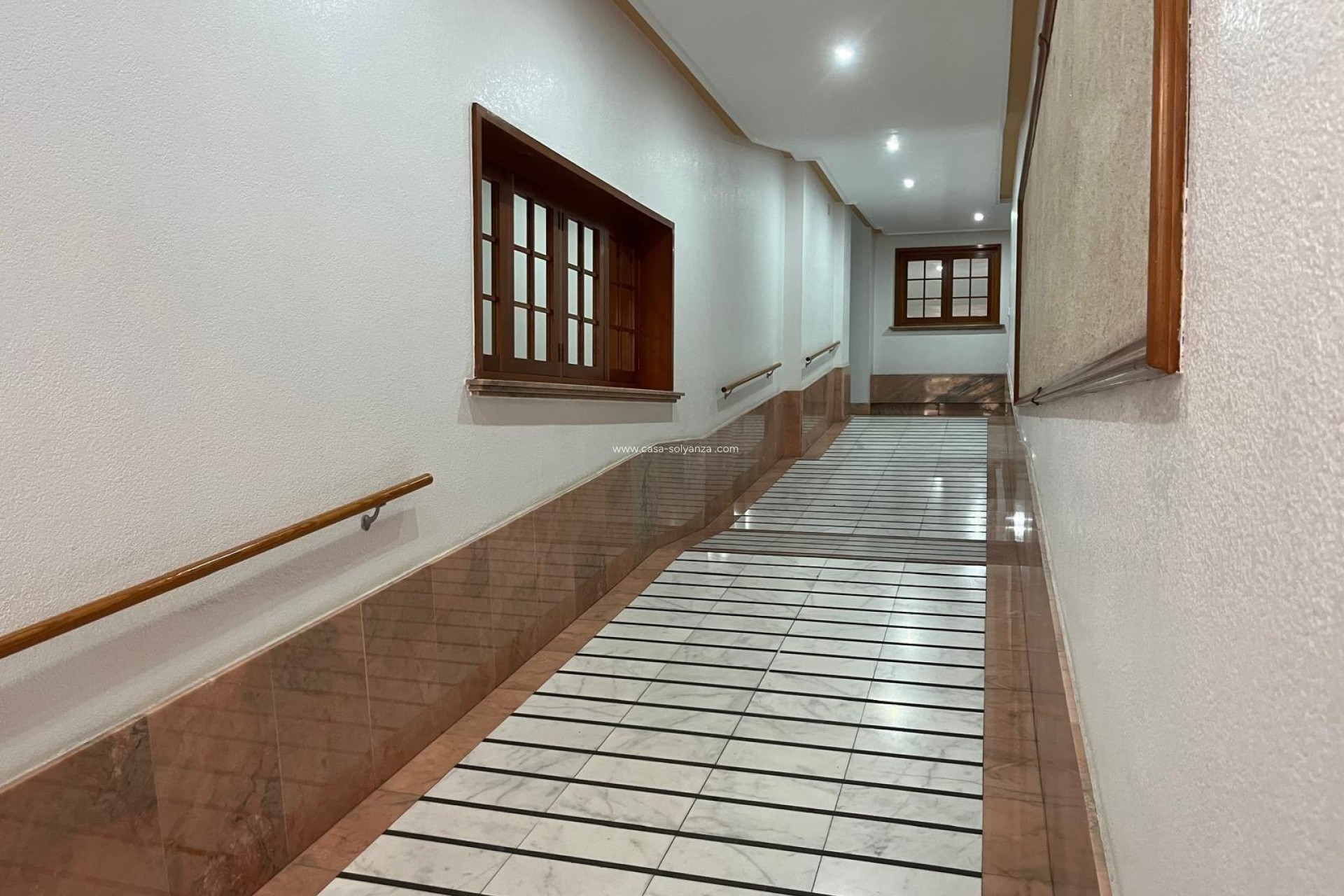 Herverkoop - Appartement / flat - Torrevieja - Estacion Autobuses