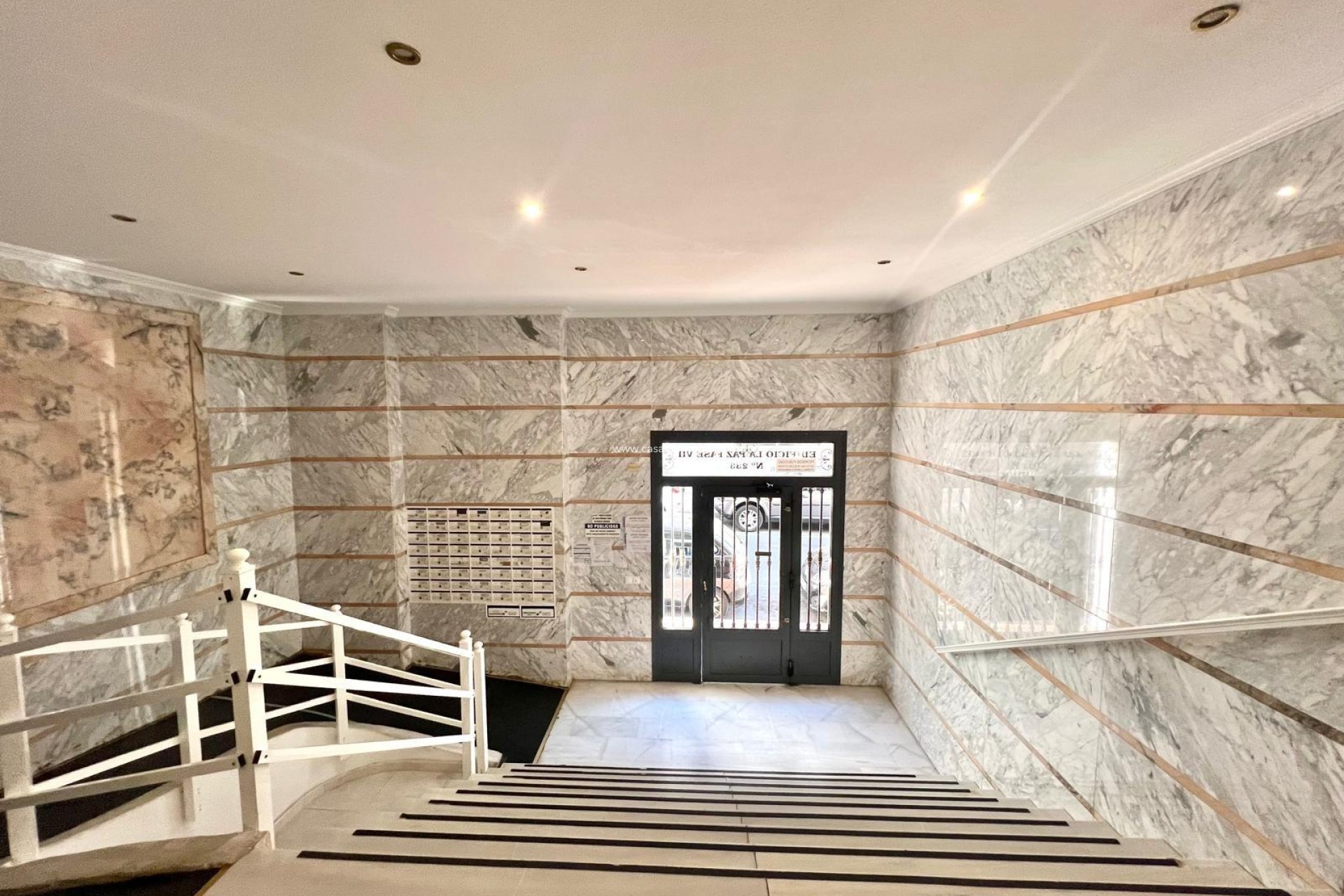 Herverkoop - Appartement / flat - Torrevieja - Estacion Autobuses