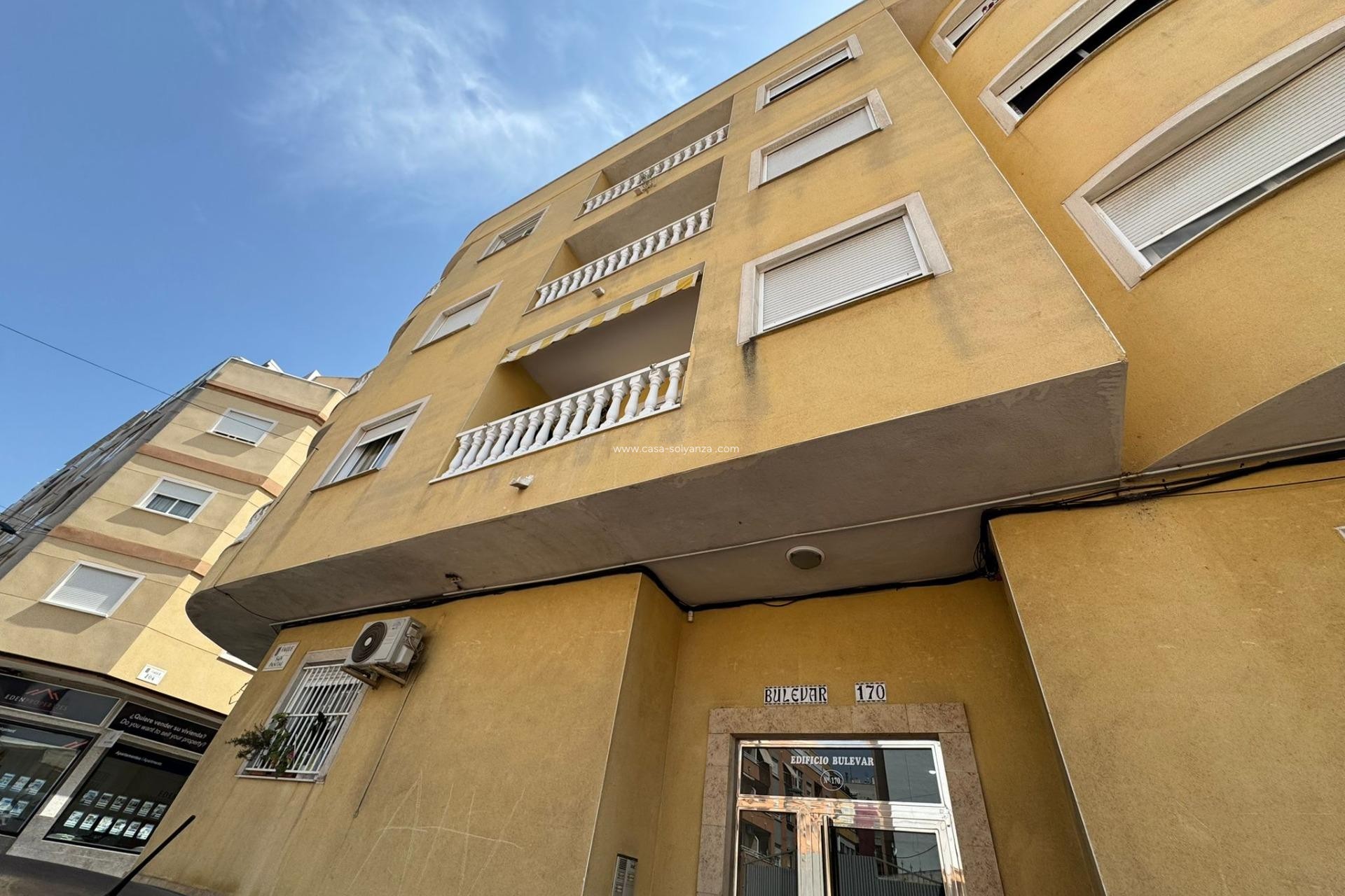 Herverkoop - Appartement / flat - Torrevieja - Estacion Autobuses