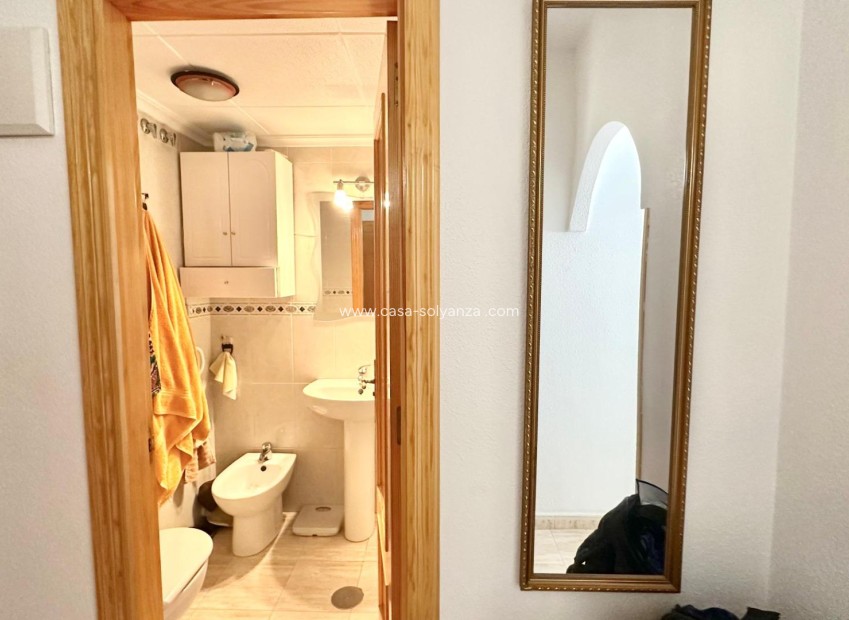 Herverkoop - Appartement / flat - Torrevieja - Estacion Autobuses