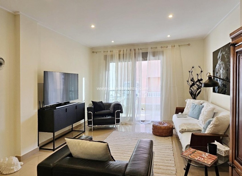 Herverkoop - Appartement / flat - Torrevieja - Estacion Autobuses