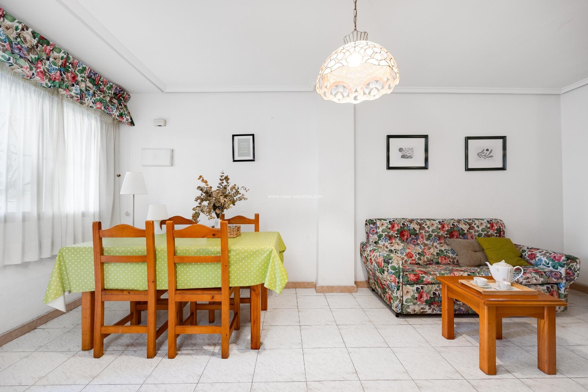 Herverkoop - Appartement / flat - Torrevieja - Estacion Autobuses