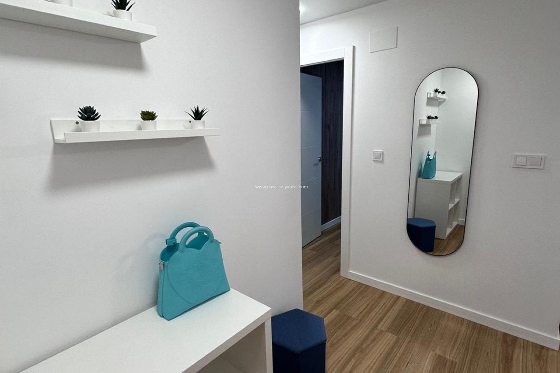 Herverkoop - Appartement / flat - Torrevieja - Estacion Autobuses