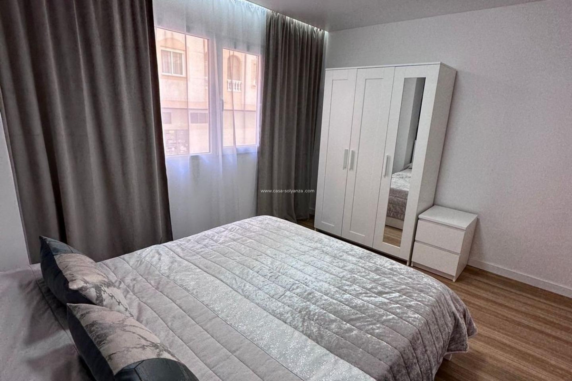 Herverkoop - Appartement / flat - Torrevieja - Estacion Autobuses