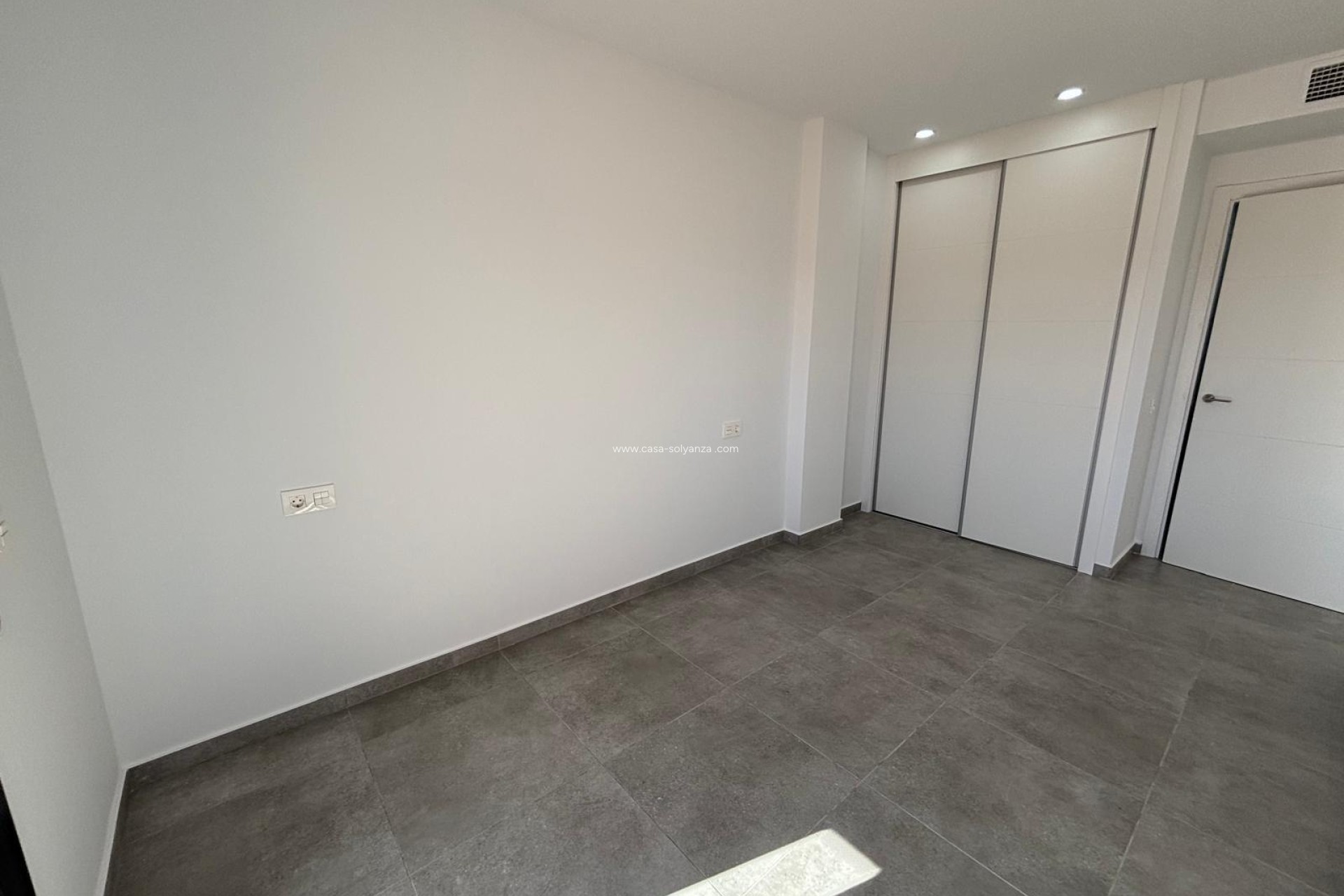 Herverkoop - Appartement / flat - Torrevieja - Estacion Autobuses