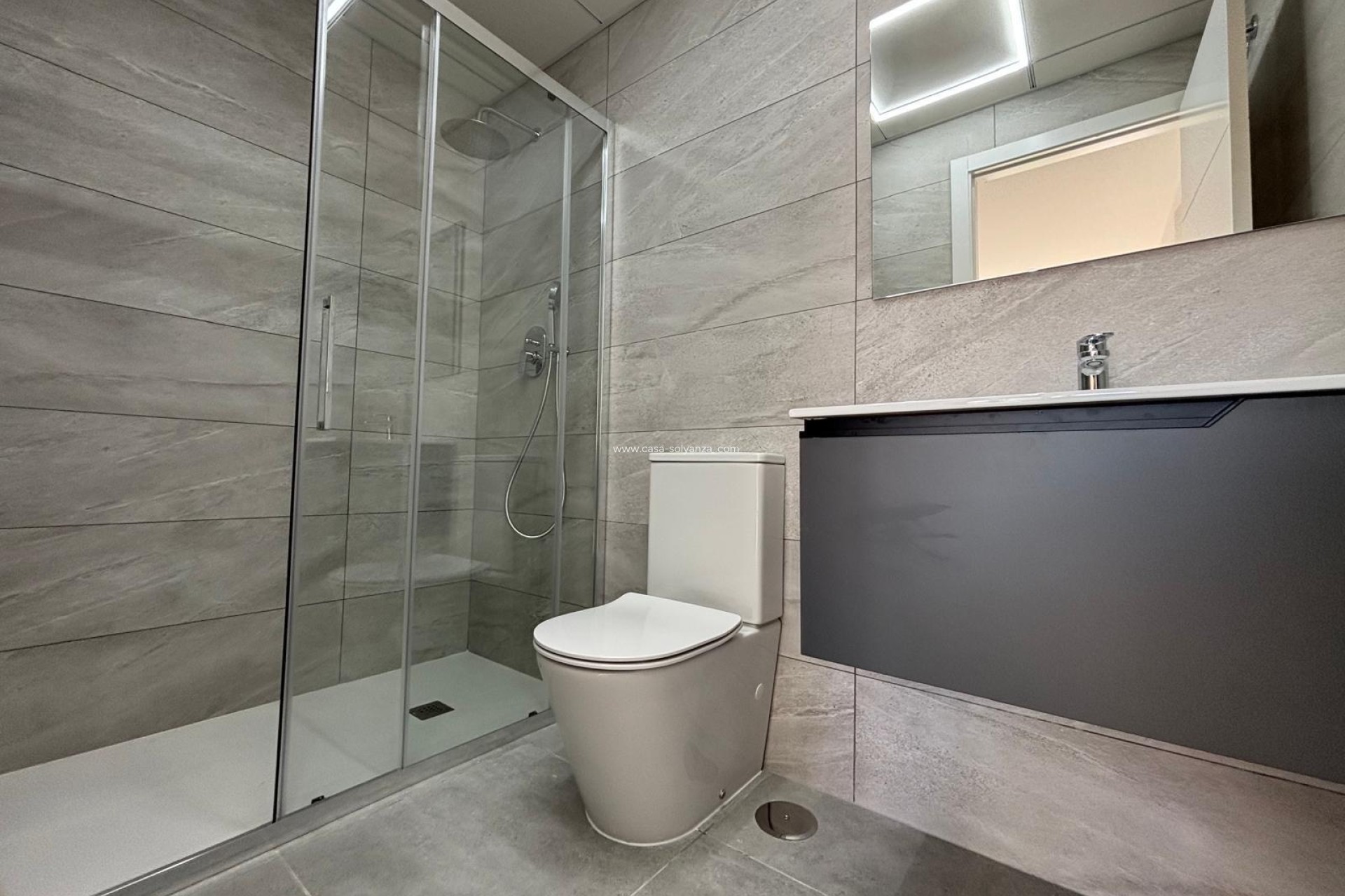 Herverkoop - Appartement / flat - Torrevieja - Estacion Autobuses