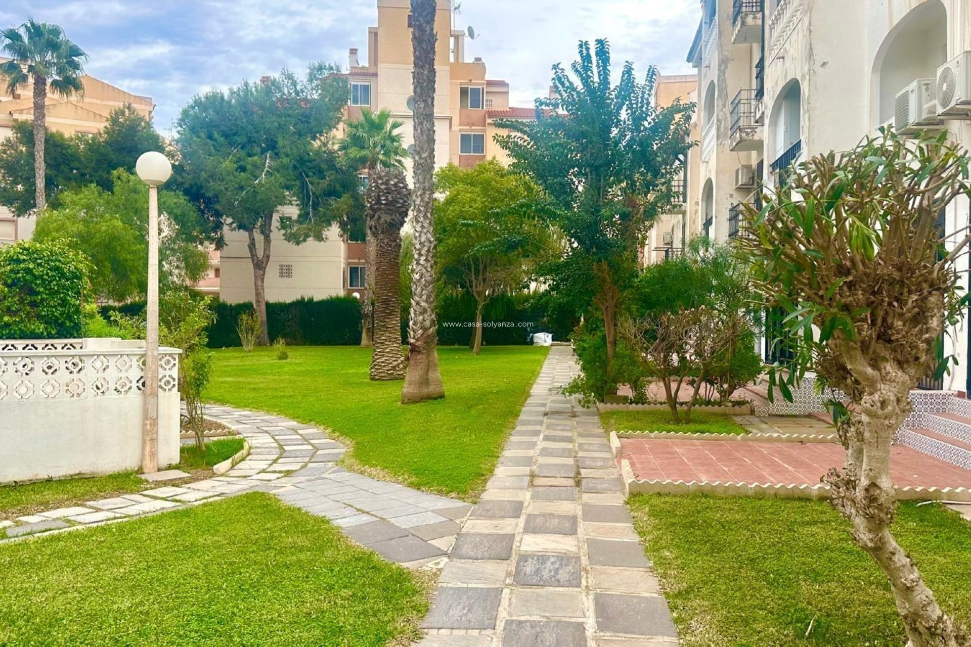 Herverkoop - Appartement / flat - Torrevieja - Estacion Autobuses