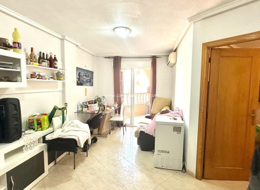 Herverkoop - Appartement / flat - Torrevieja - Estacion Autobuses