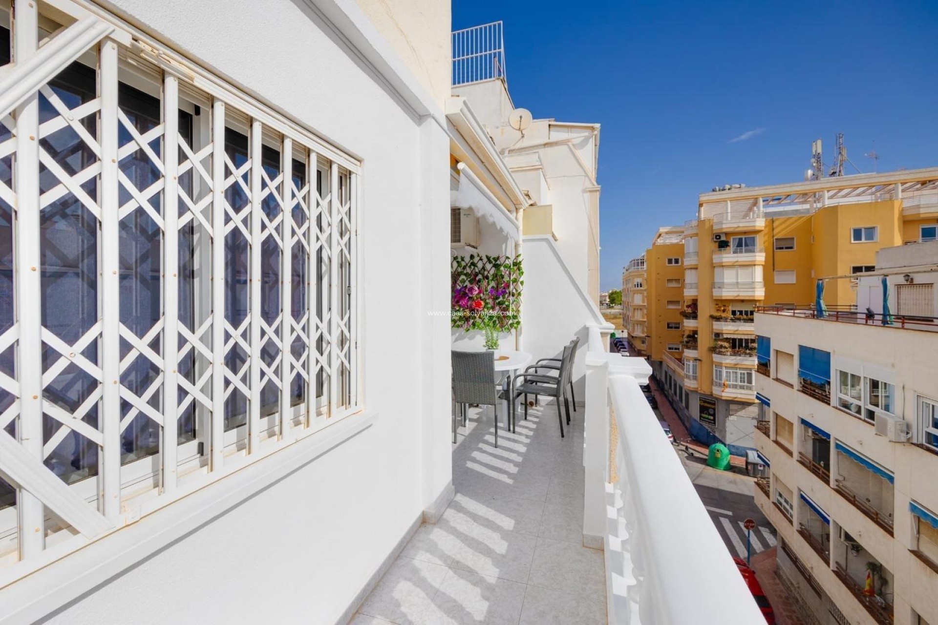 Herverkoop - Appartement / flat - Torrevieja - Estacion Autobuses