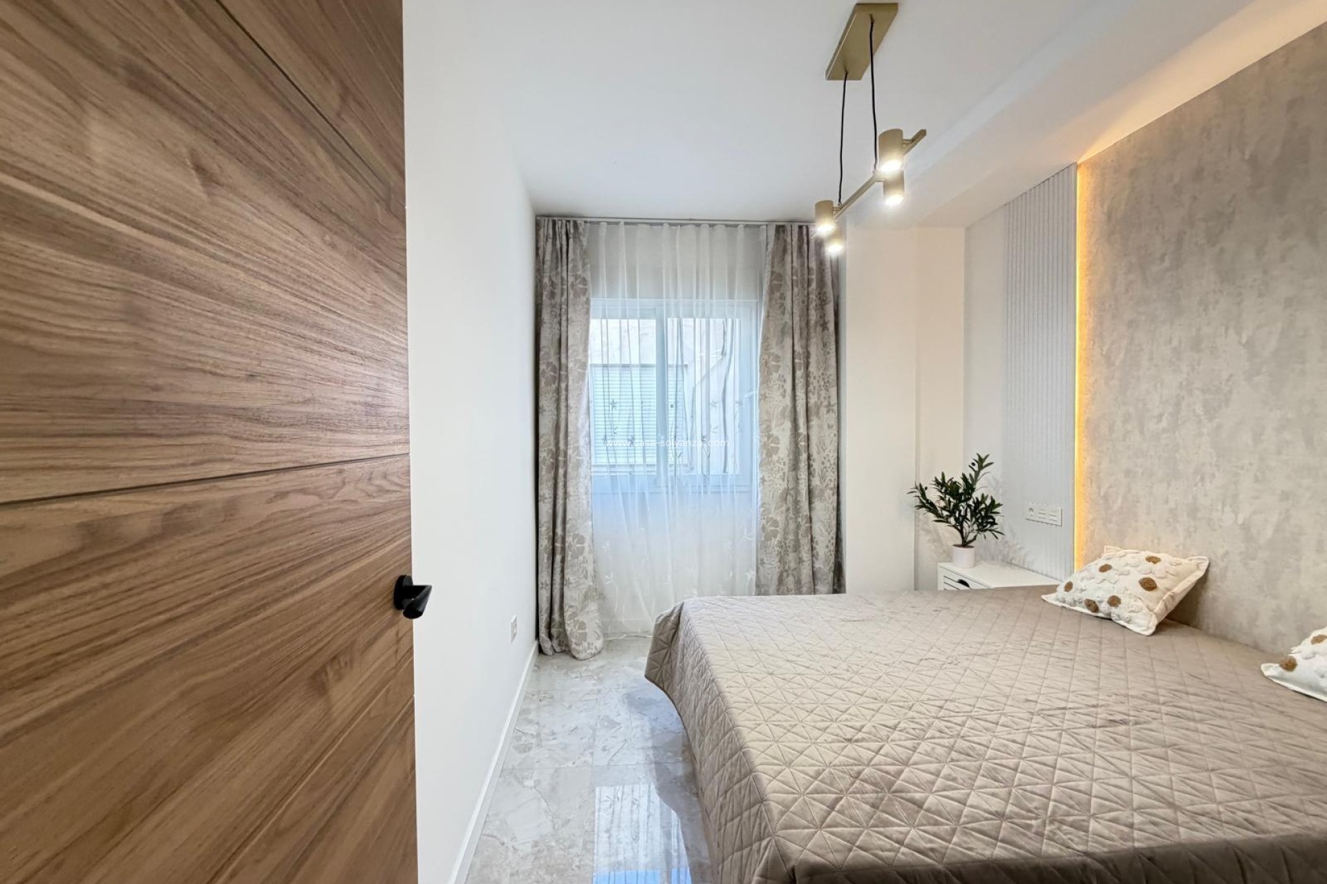 Herverkoop - Appartement / flat - Torrevieja - Estacion Autobuses