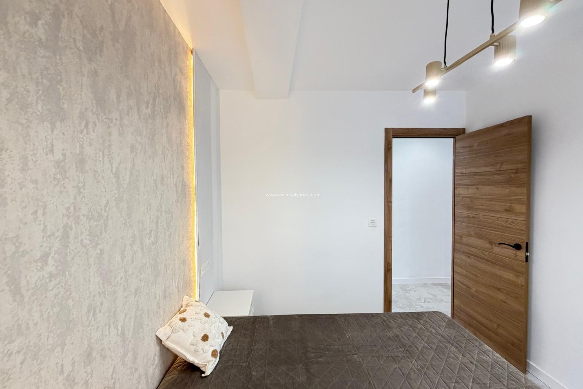 Herverkoop - Appartement / flat - Torrevieja - Estacion Autobuses