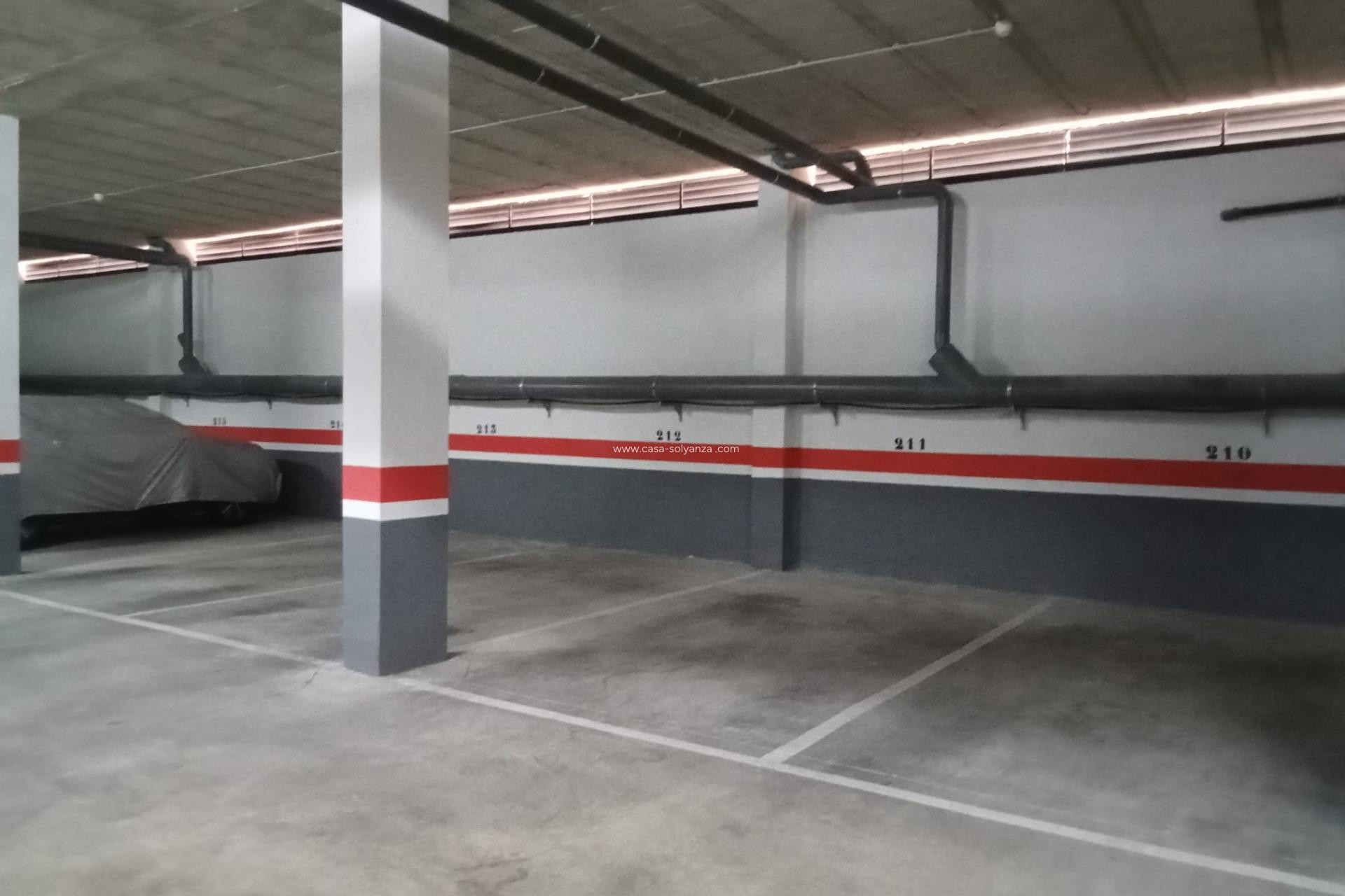 Herverkoop - Appartement / flat - Torrevieja - Estacion Autobuses