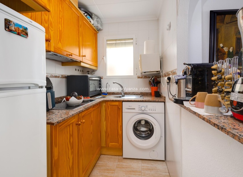 Herverkoop - Appartement / flat - Torrevieja - Estacion Autobuses