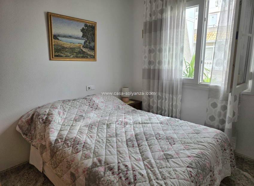 Herverkoop - Appartement / flat - Torrevieja - Estacion Autobuses