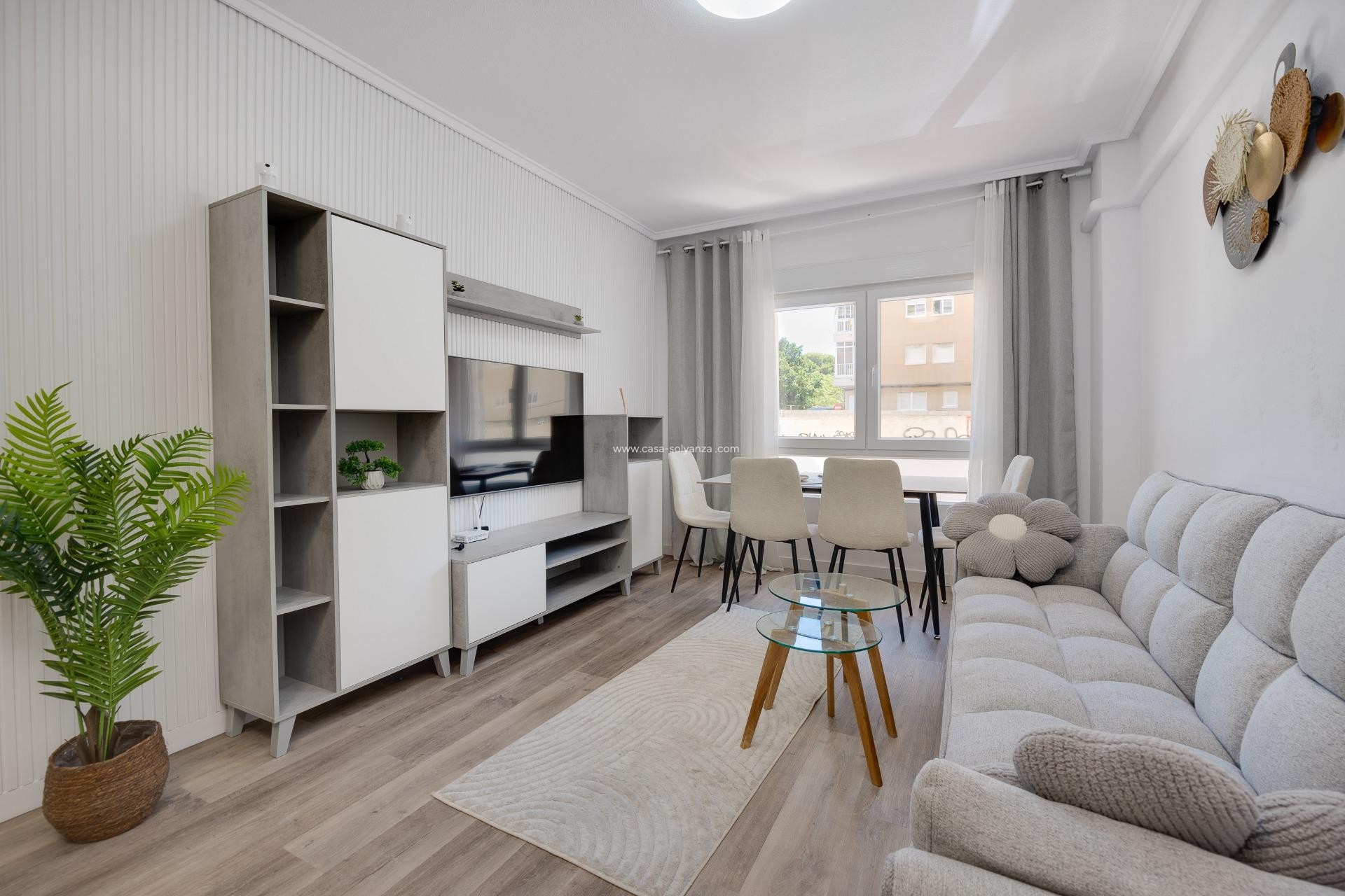 Herverkoop - Appartement / flat - Torrevieja - Estacion Autobuses