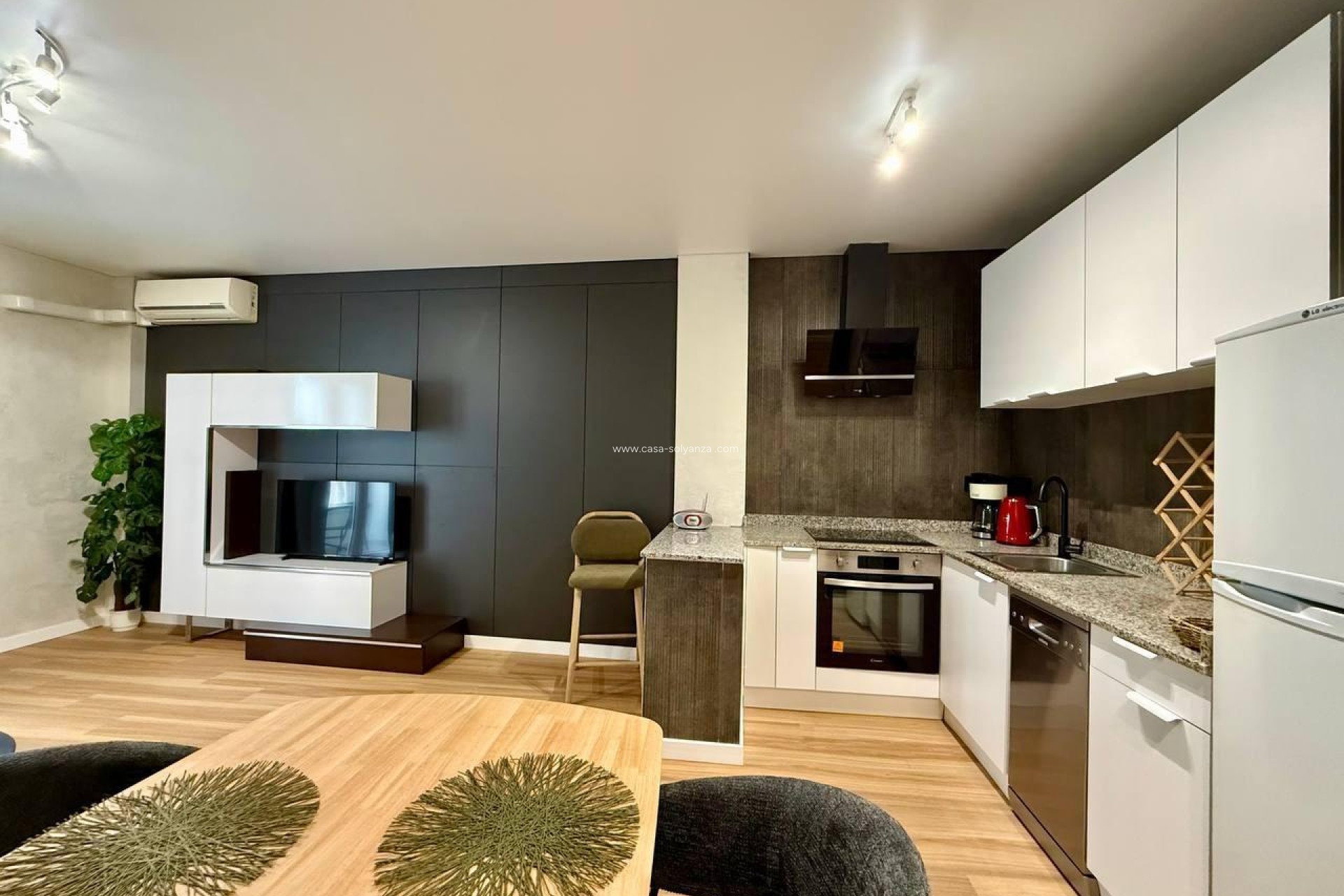 Herverkoop - Appartement / flat - Torrevieja - Habaneras
