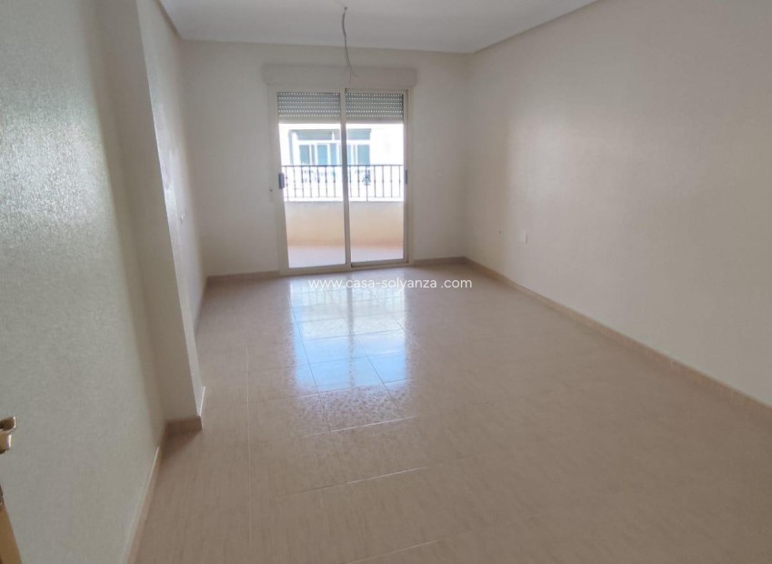 Herverkoop - Appartement / flat - Torrevieja - Habaneras