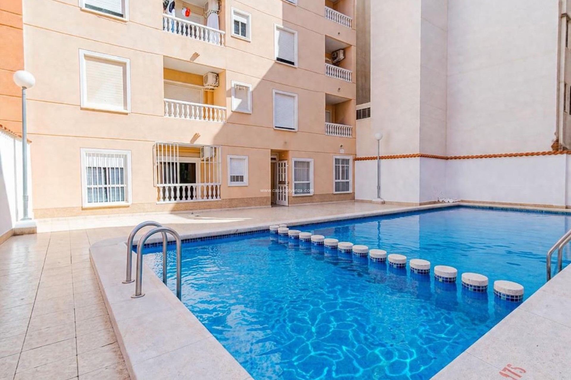 Herverkoop - Appartement / flat - Torrevieja - Habaneras
