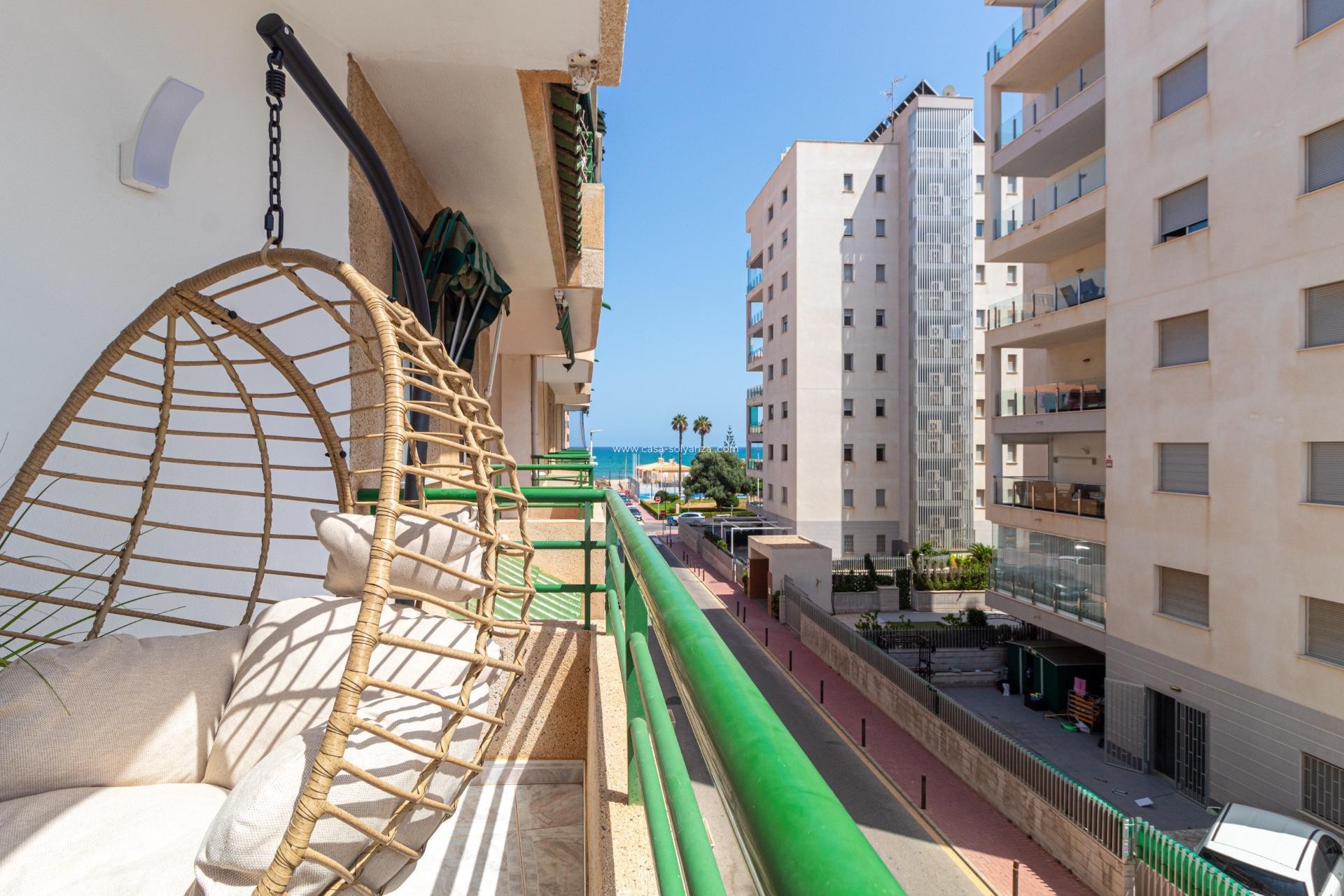 Herverkoop - Appartement / flat - Torrevieja - La Mata