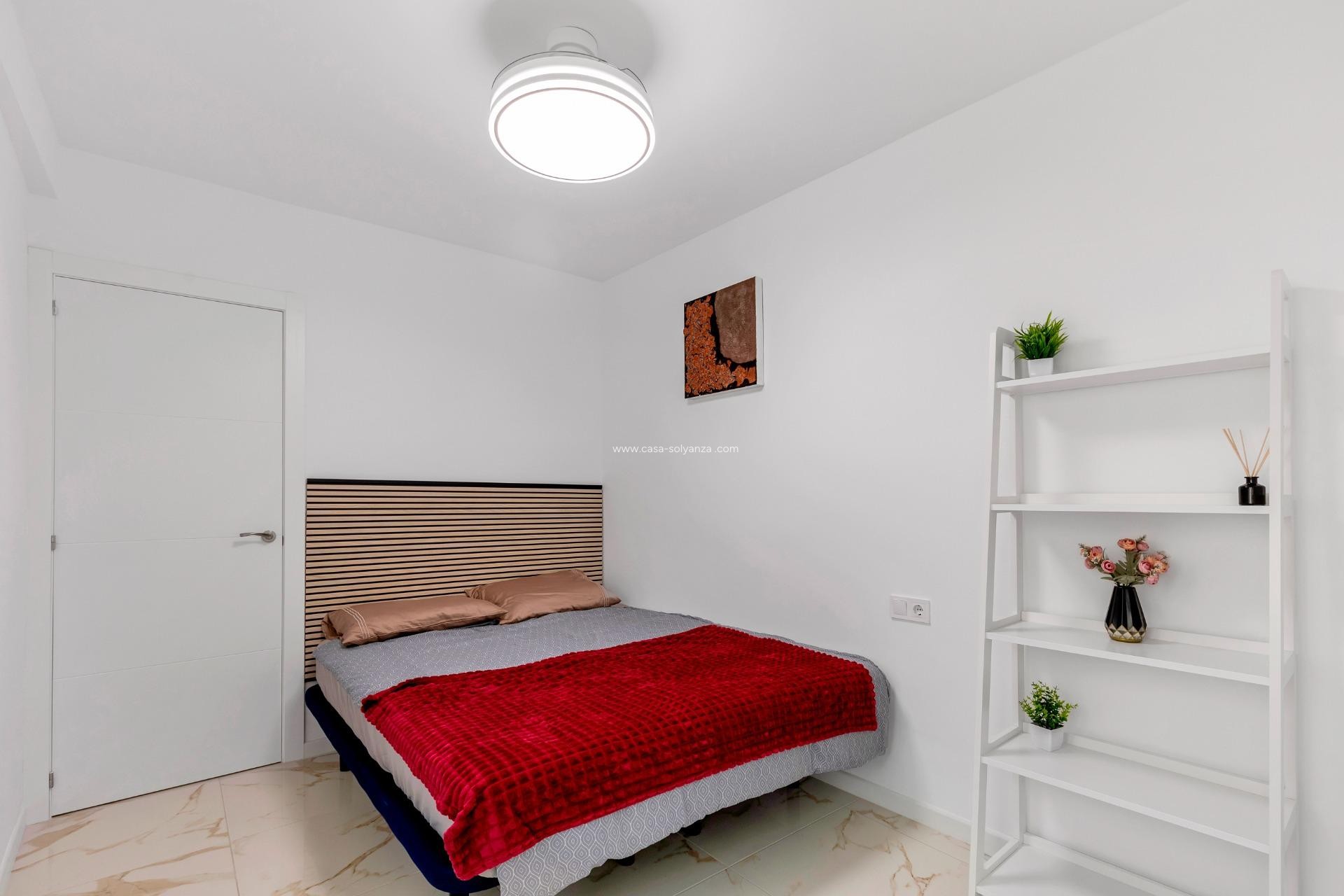 Herverkoop - Appartement / flat - Torrevieja - La Mata