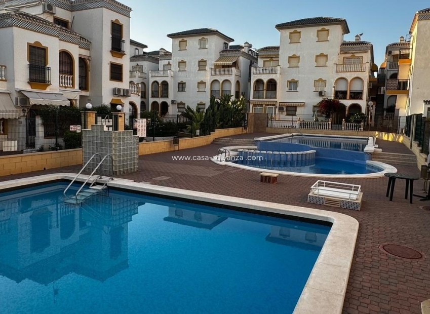 Herverkoop - Appartement / flat - Torrevieja - La Mata