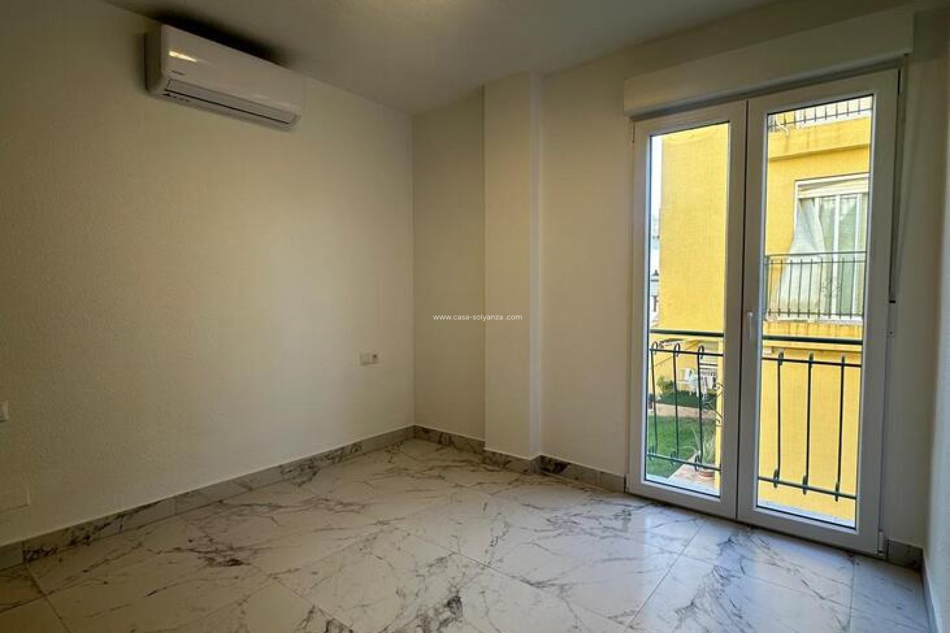 Herverkoop - Appartement / flat - Torrevieja - La veleta
