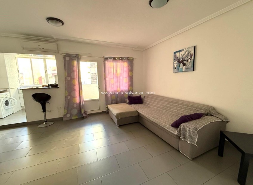 Herverkoop - Appartement / flat - Torrevieja - Las Piscinas Naturales